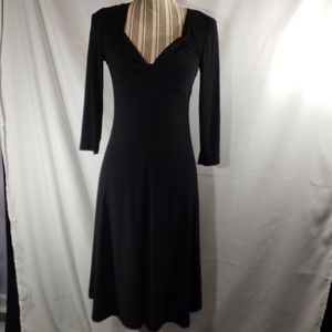 Tiana B. Black V Neck Long Sleeve Knotted Bust Dress Size Small